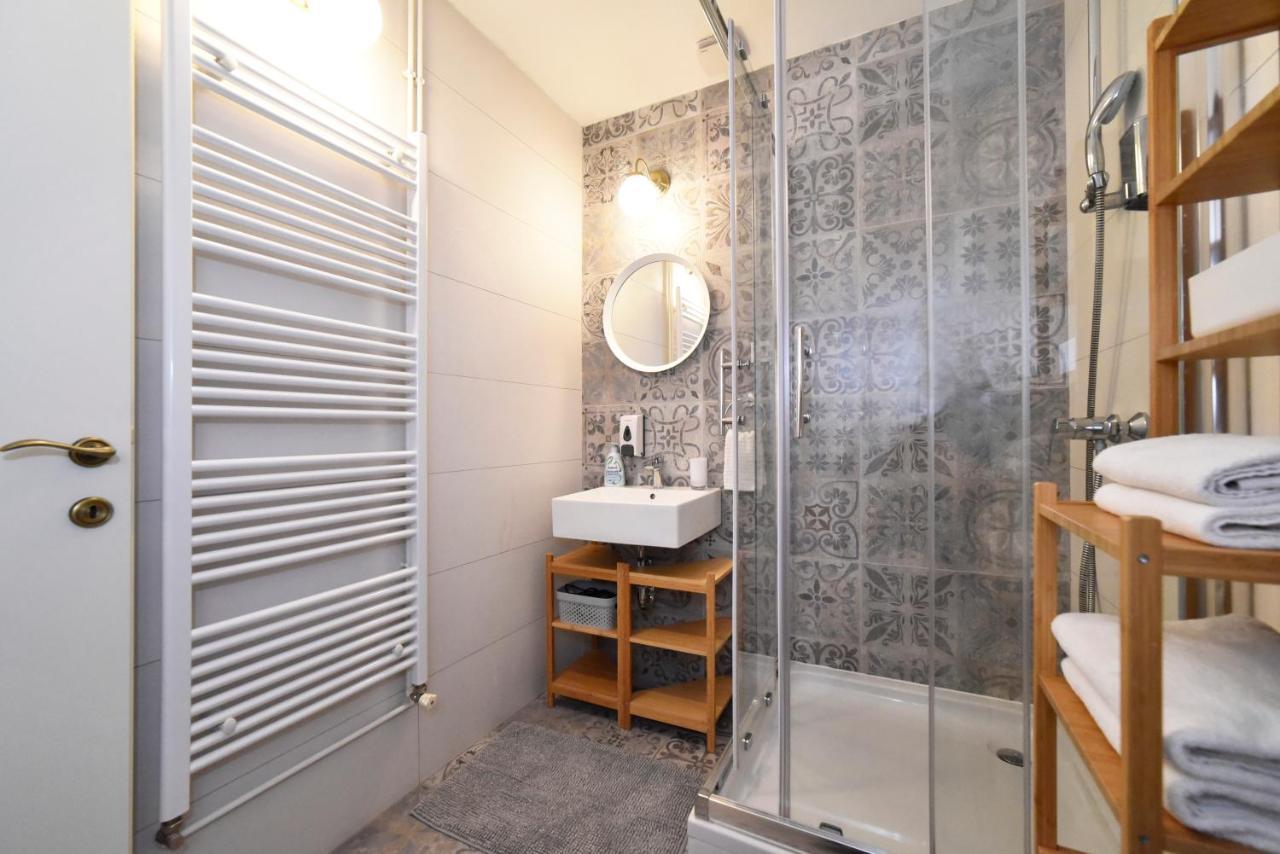 Time Downtown Apartman *
